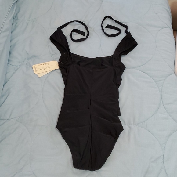 Nicole Miller, swimsuit - Picture 2 of 4